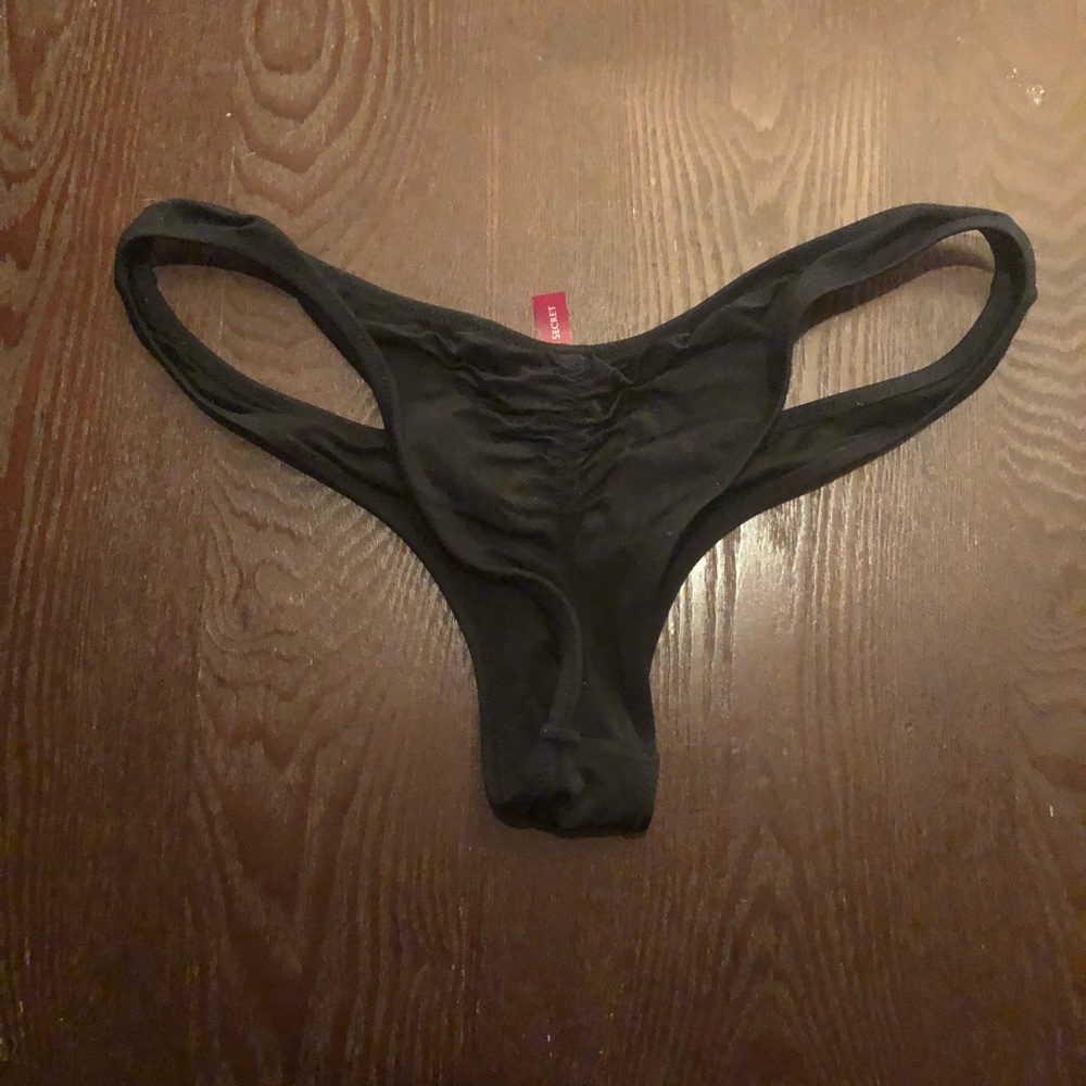 Bikini swim bottoms
